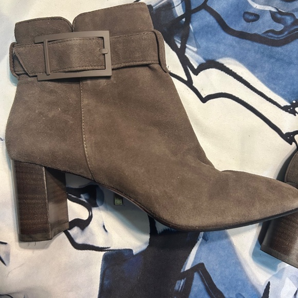 Aquatalia-never worn size 8 grey bootie - Picture 5 of 6